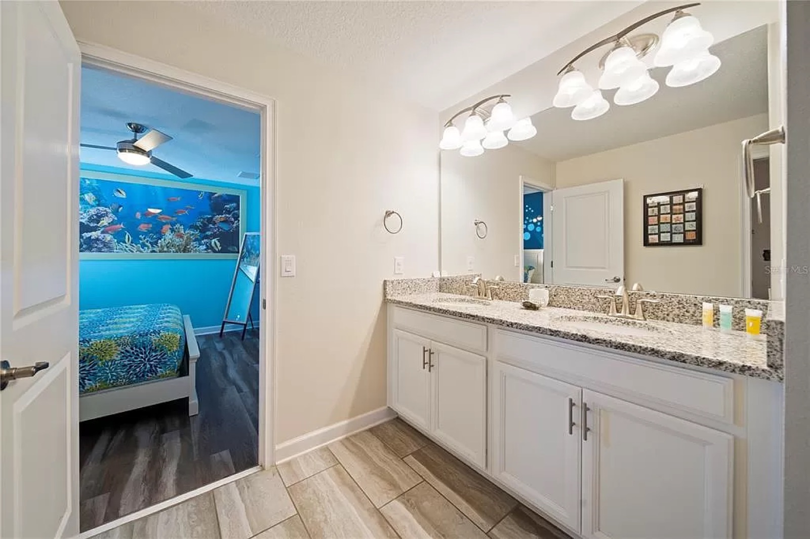 Ocean wing bathroom vanity with mirror